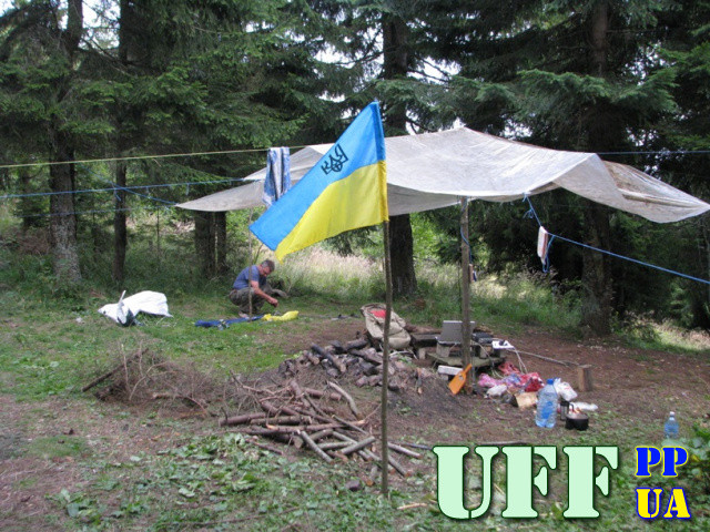 UT3WX та UR5WFP із заповіднику Сколівські бескиди URFF-024